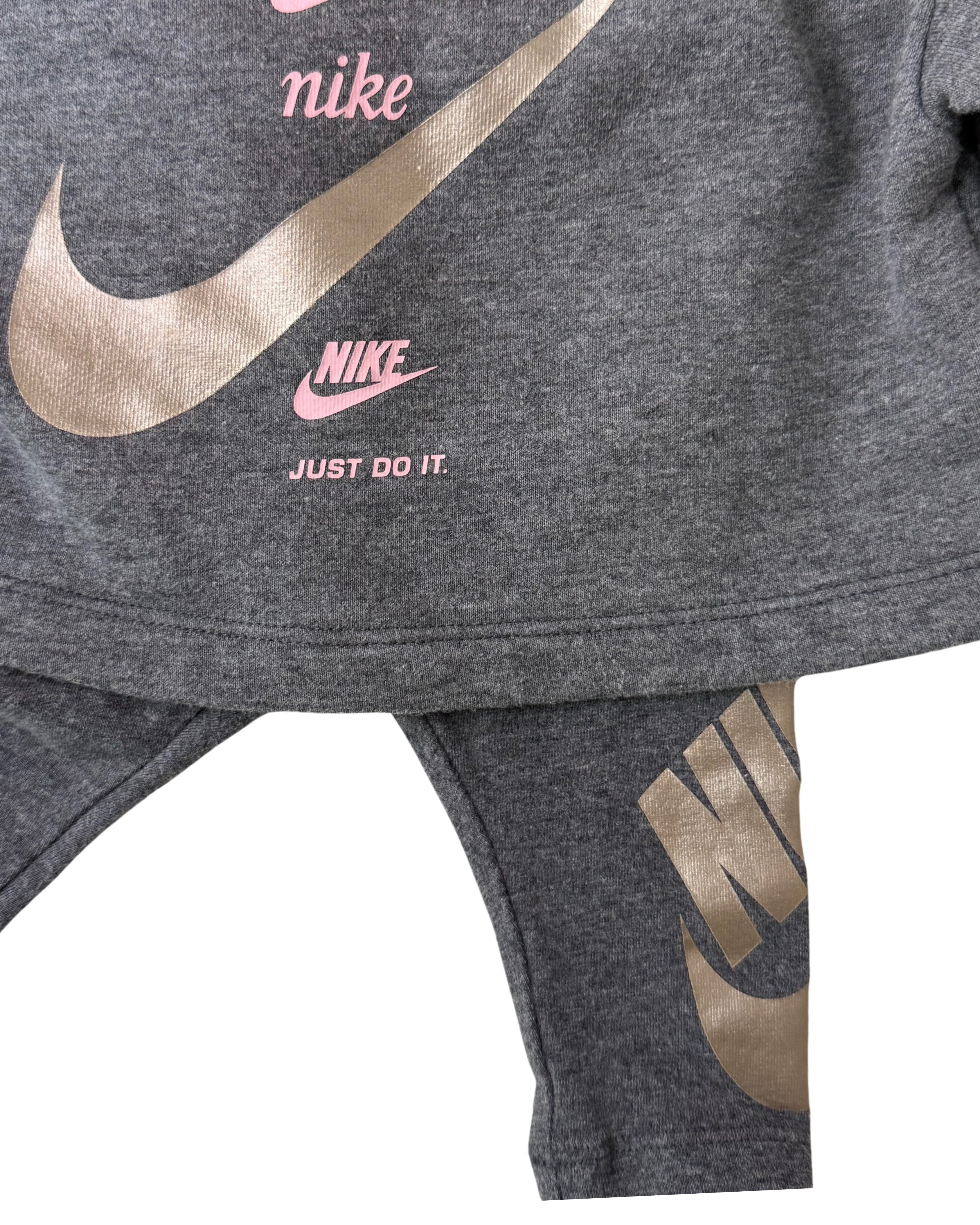 NIKE Fleece Sweatshirt & Leggings Set