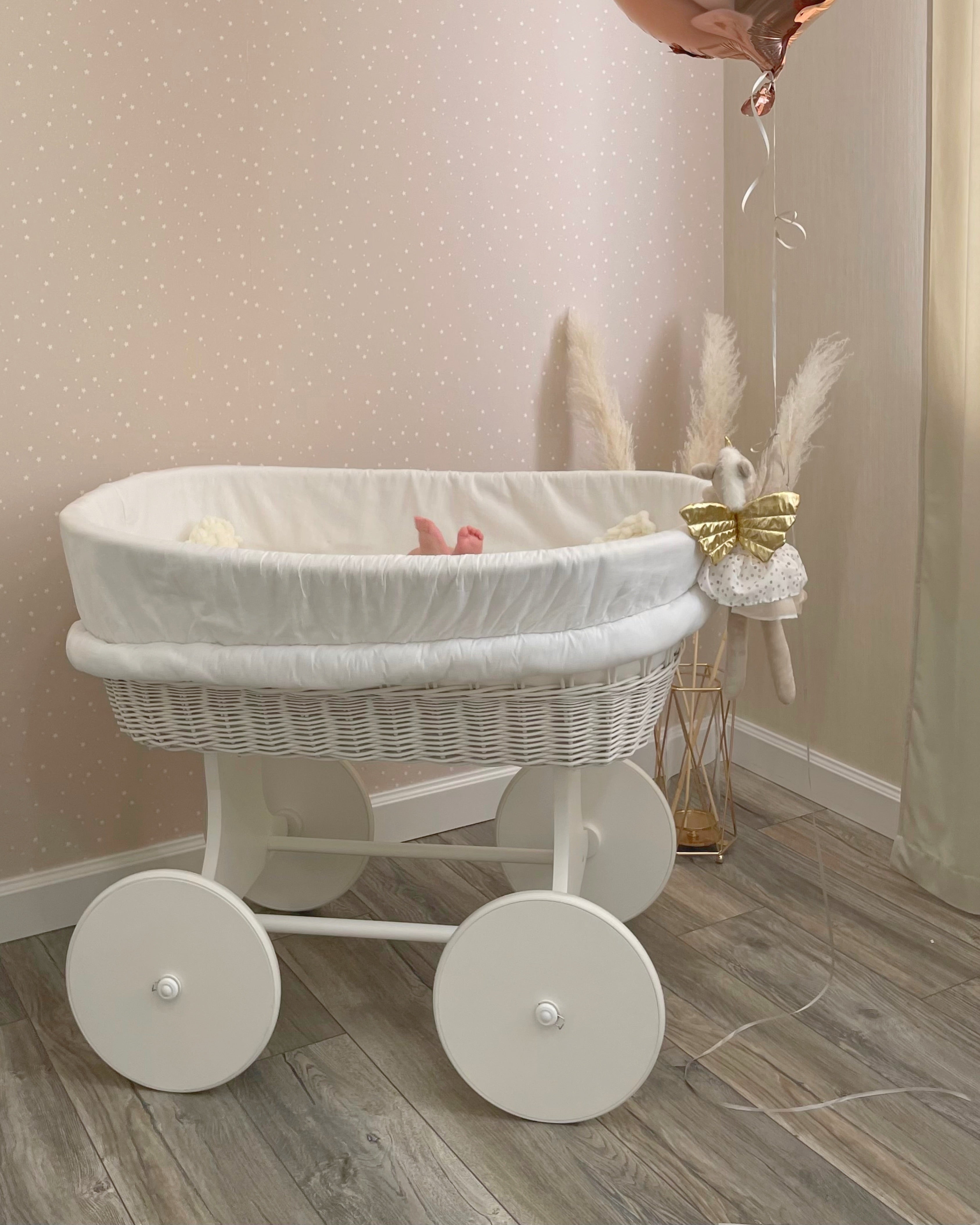 Moses Basket on Wheels