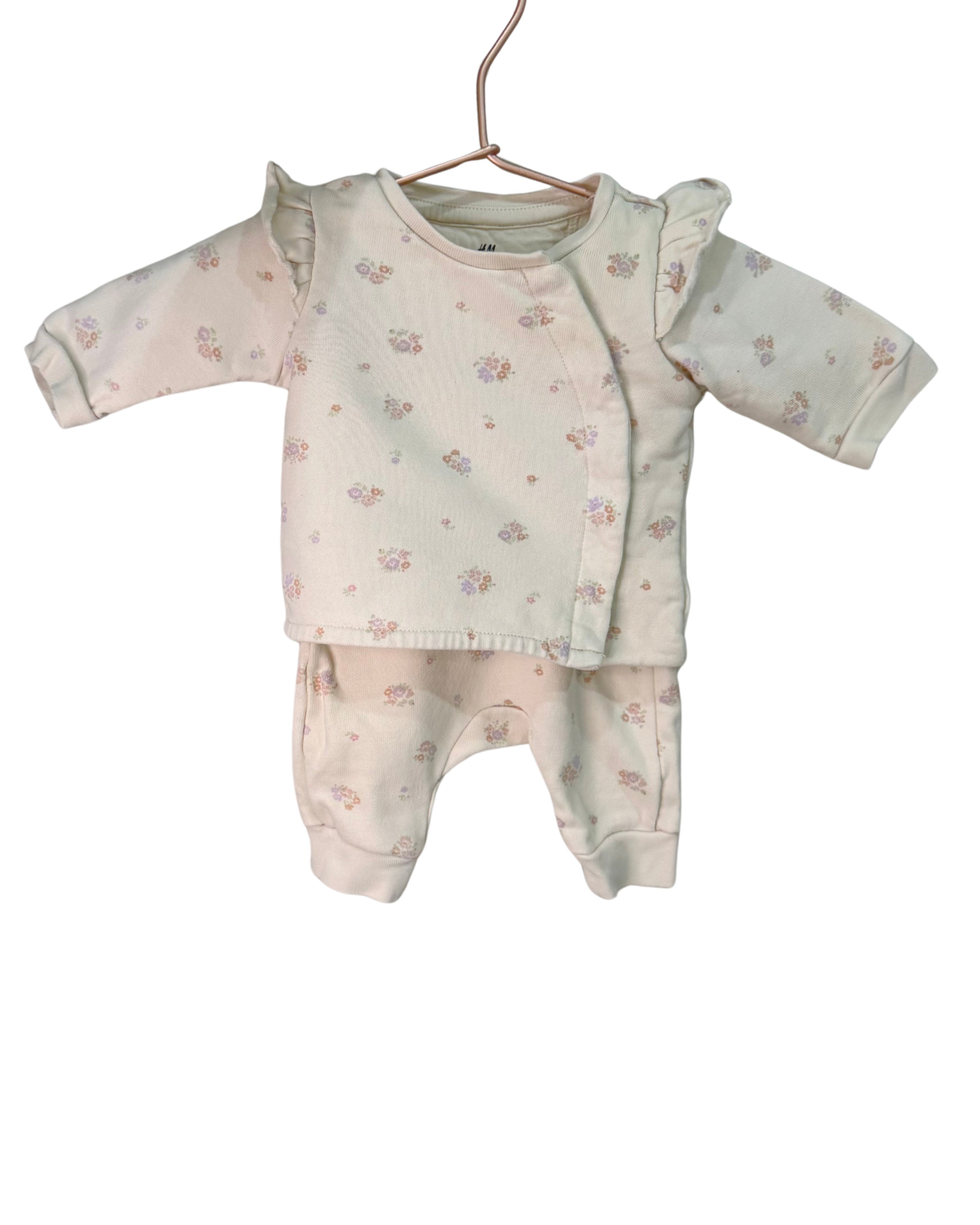 H&M newborn Floral Print Set